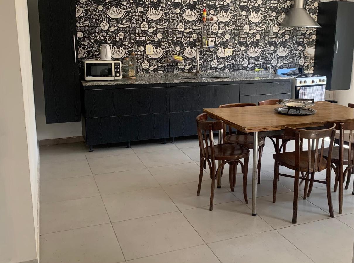 Hermoso Duplex Interno En La Mejor Zona De Mendoza Eksteriør billede