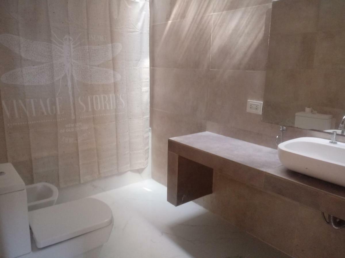 Hermoso Duplex Interno En La Mejor Zona De Mendoza Eksteriør billede